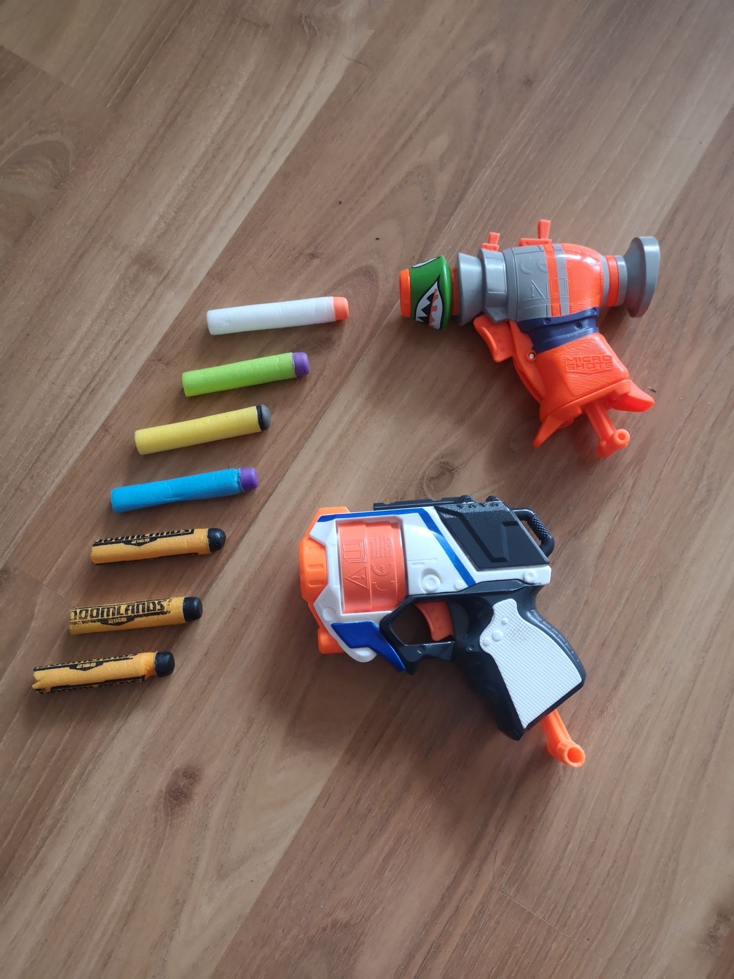 Nerf 2 pistolety +7 pocisków