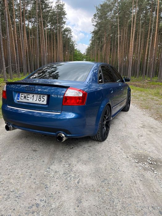 Audi A4 Limousine Audi A4 B6 1.9tdi Quattro s-line