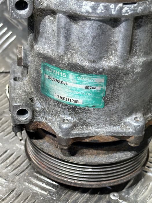 Компресор кондиціонера 1.5 / 1.9 / 2.0 / 2.2 / 2.5 dci Рено Опель