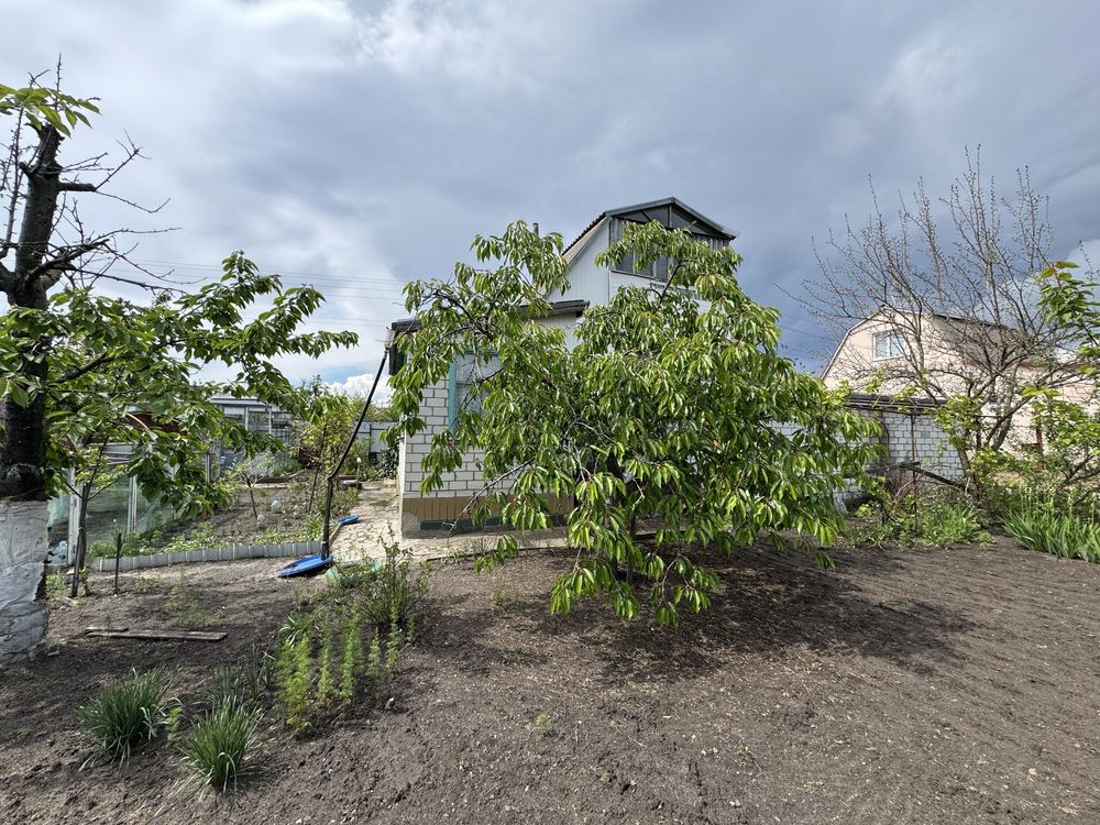Продаж дачного будинку. Благодатне