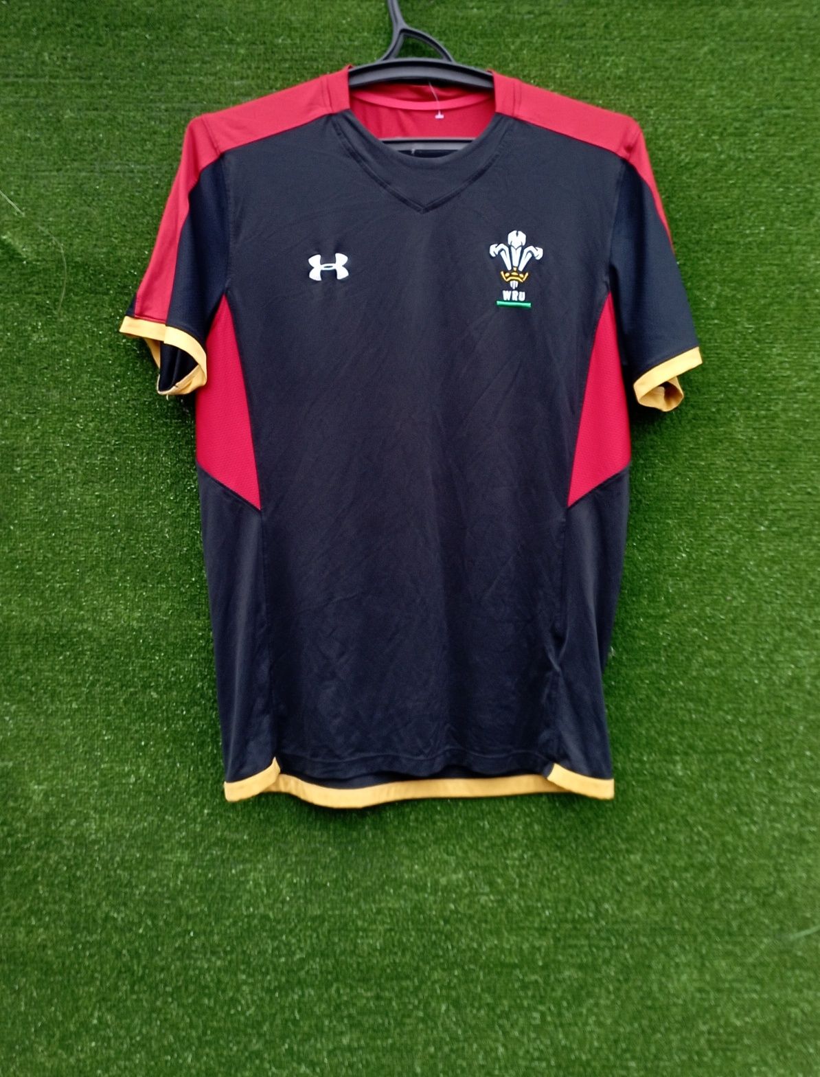 Ретро регбийка регбийная футболка under armour Wales Уэльс