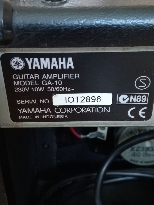 Wzmacniacz gitarowy Yamaha GA-10 10W