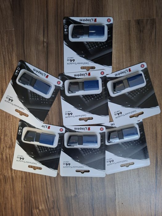 Флешка Kingston оригінальні