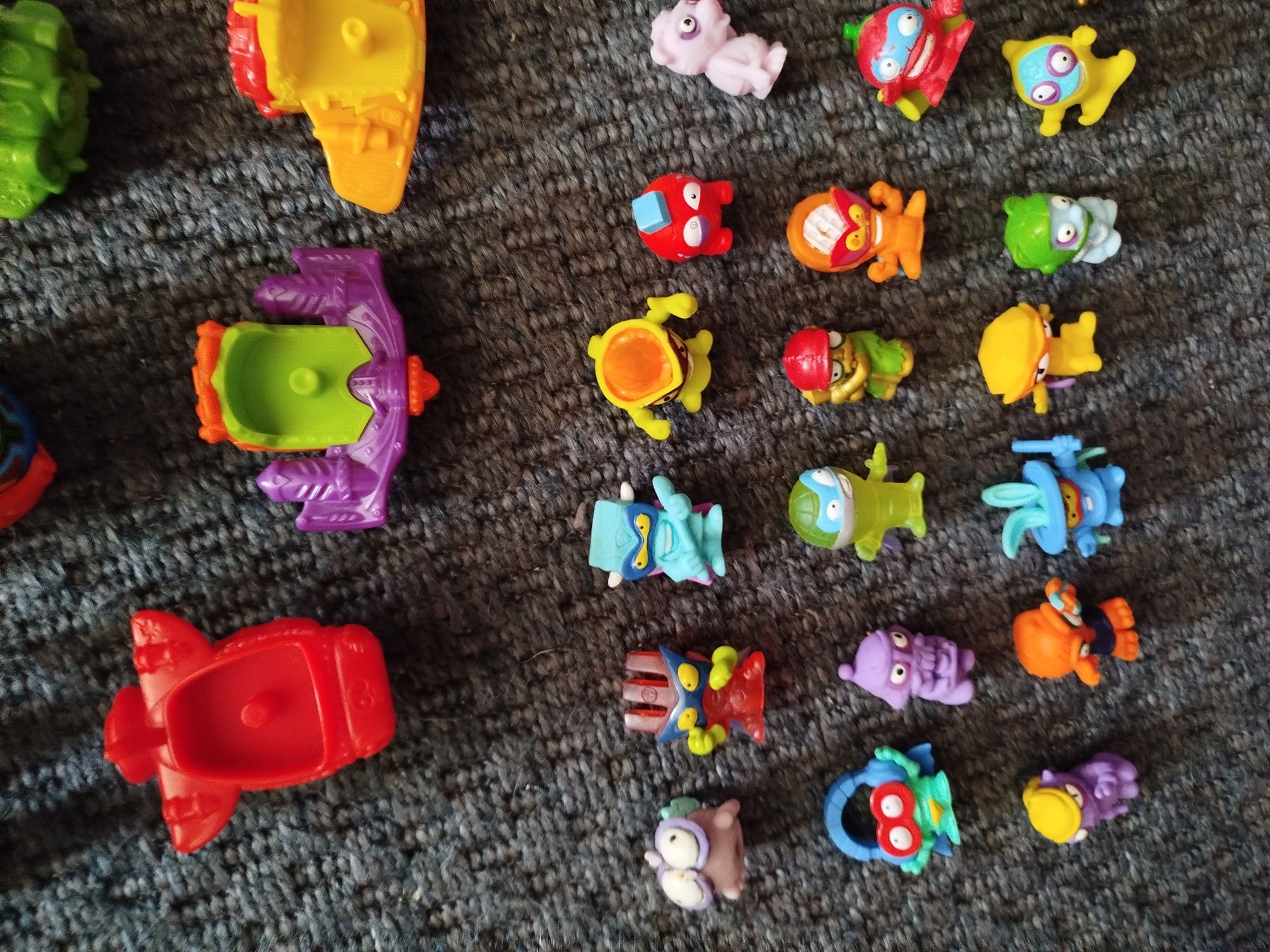 Lote Zomlings Superzings Trash Dolls Colecção