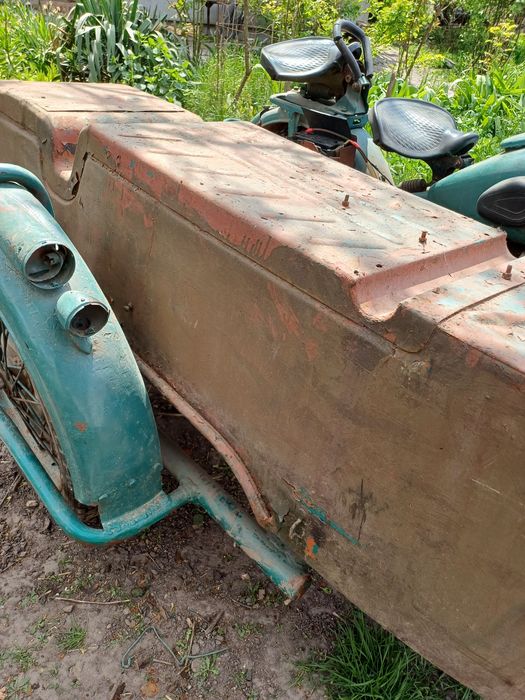 М72, 1955 р. оригінал на ходу із коляскою поч. 1950-х рр.