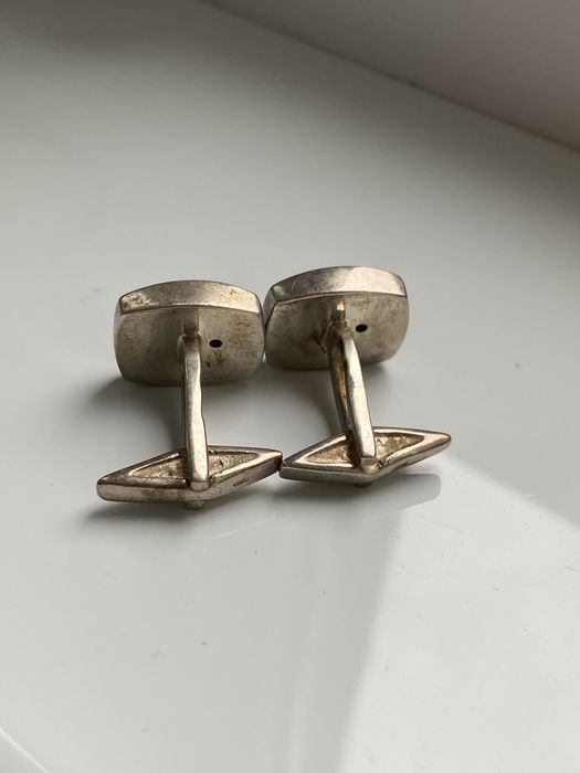 Чоловічі срібні запонки з оніксом та позолотою