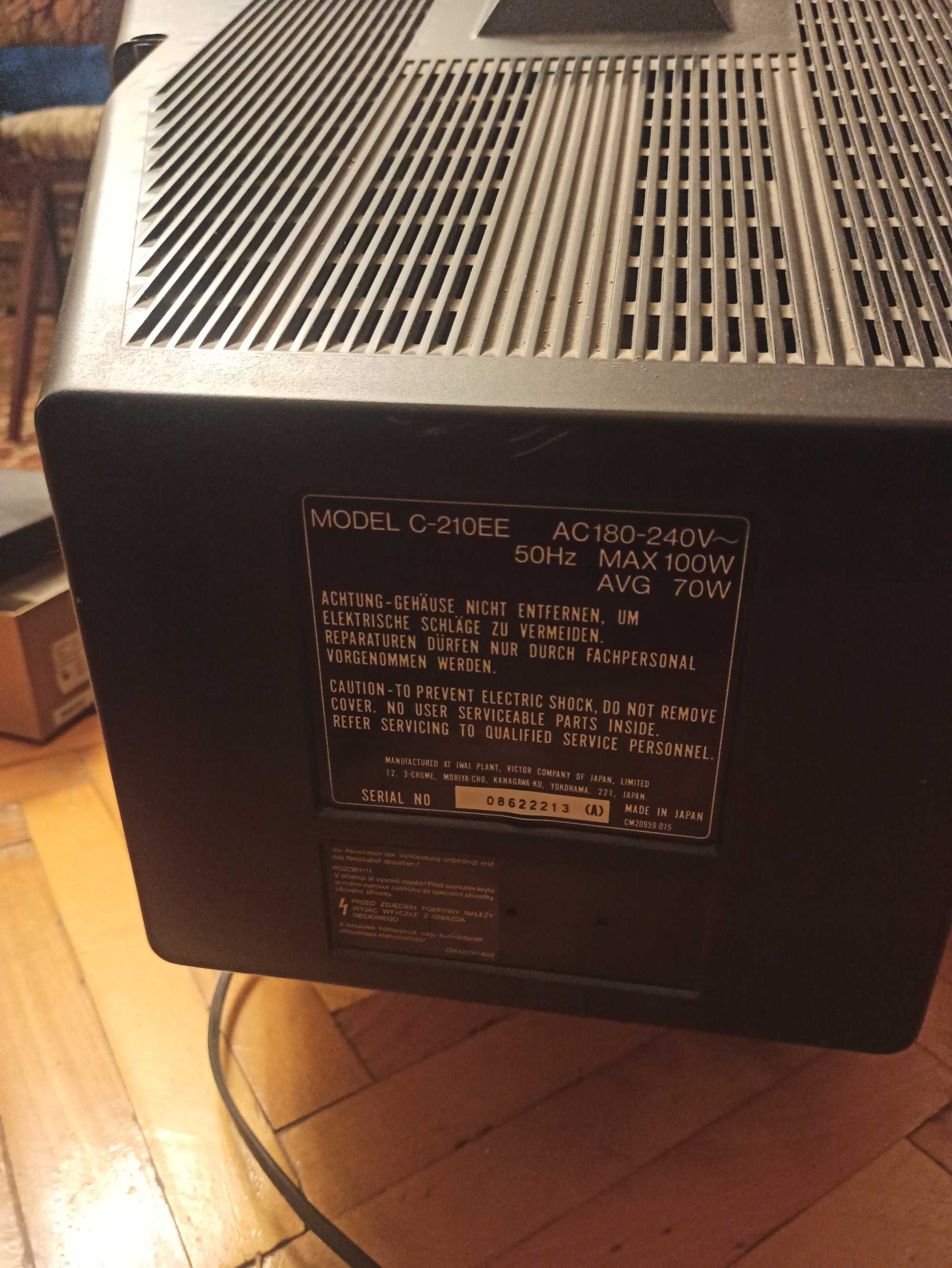 Телевізор JVC C210EE