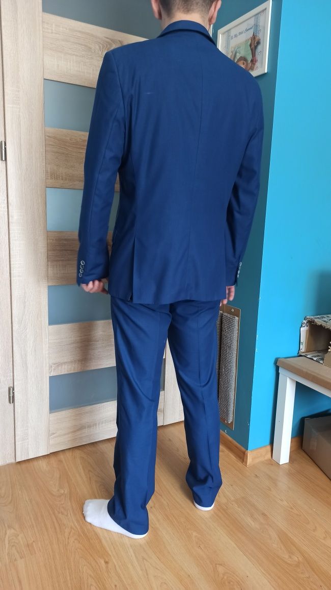 Garnitur Lassar Men`s suits