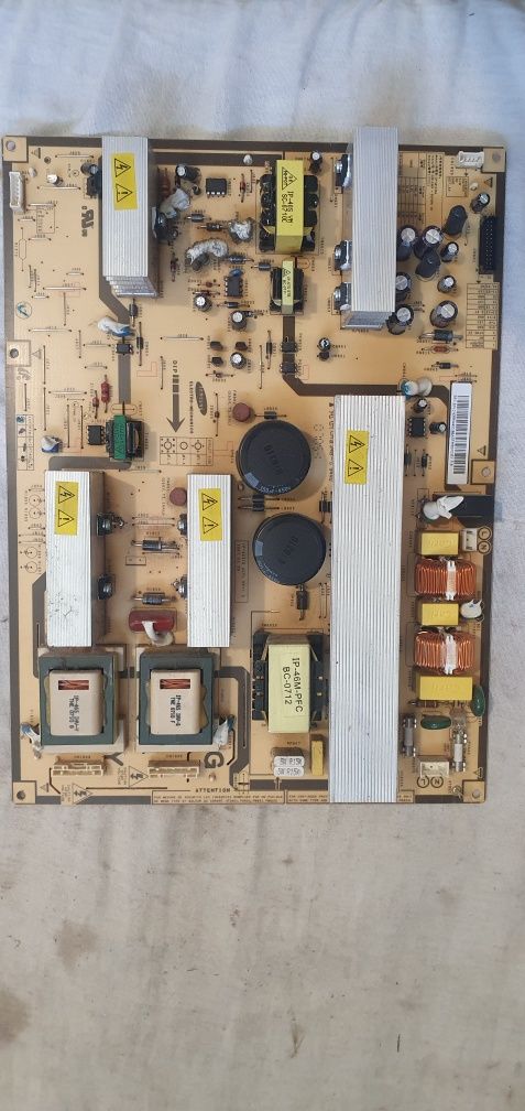 BN41-00813D-MP1.0.  IP301135A.   T460HW02