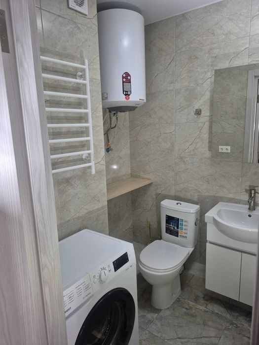 Однокімнатна кв-ра в ЖК "Атлант на Озерній" Новосілки, ПЕРША ЗДАЧА 42м