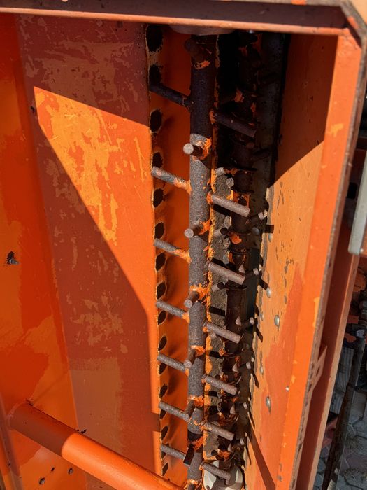 Розкидач піску солі wiedenmann