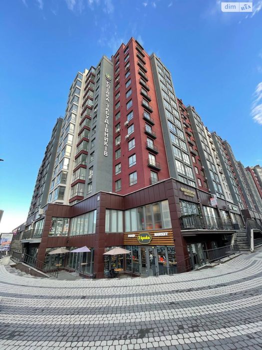 Топова квартира в центрі!