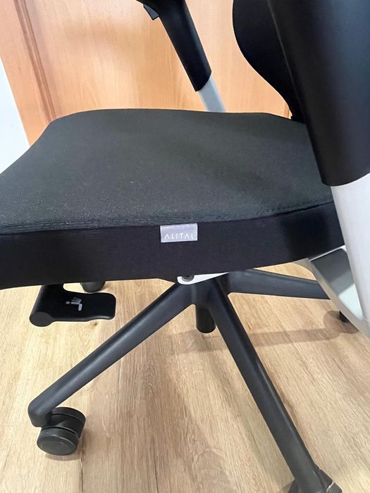Cadeira de escritório Fortis (Alital)
