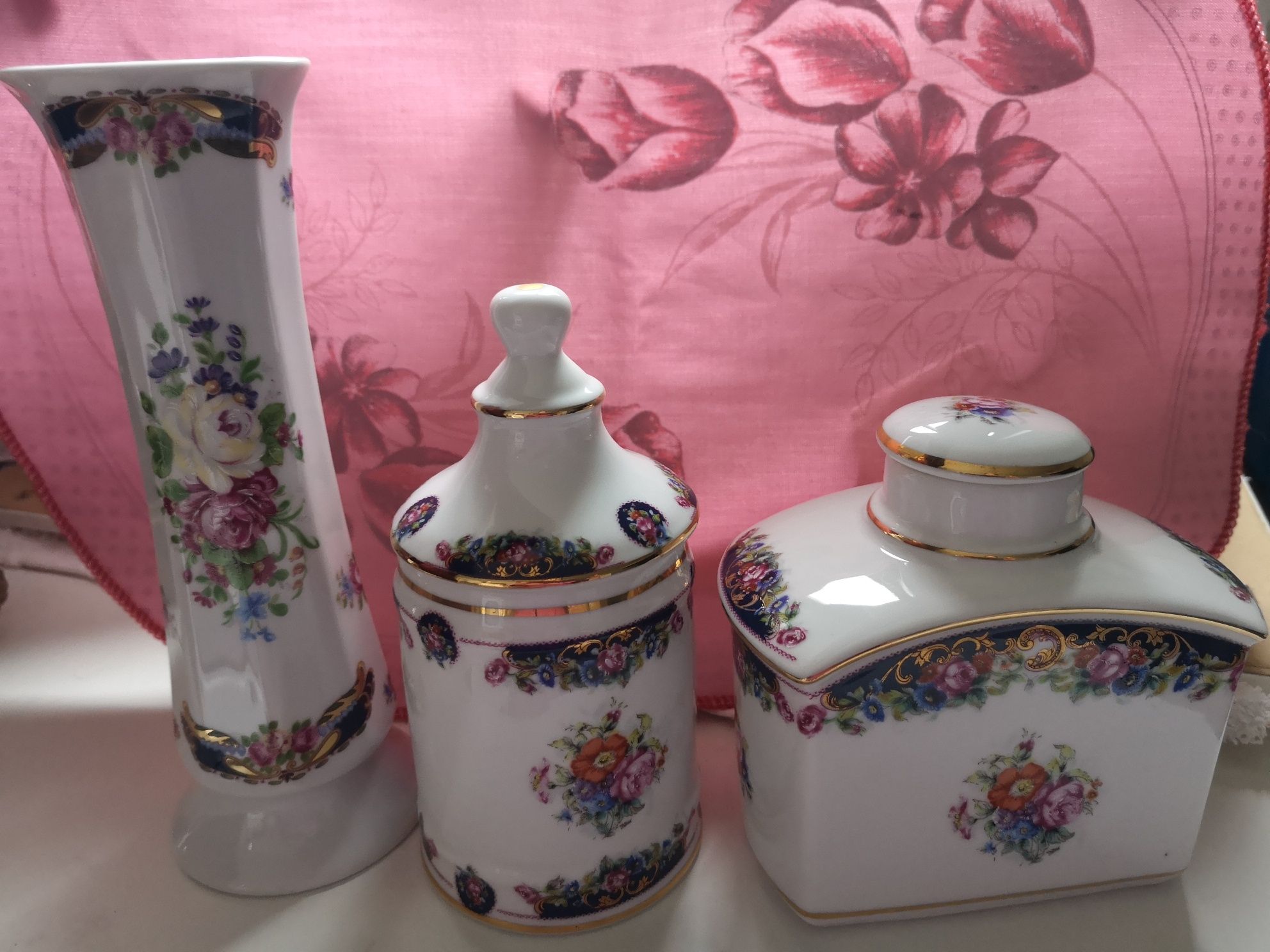 Conjunto três peças porcelana