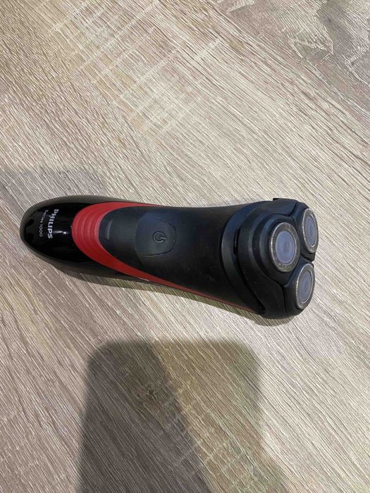 Бритва Philips Series 1000  в ідеальному стані ціна 1000грн.