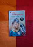 Livro "A viúva e o papagaio"