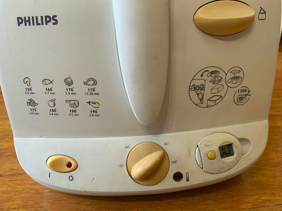 Frytkownica olejowa Philips.