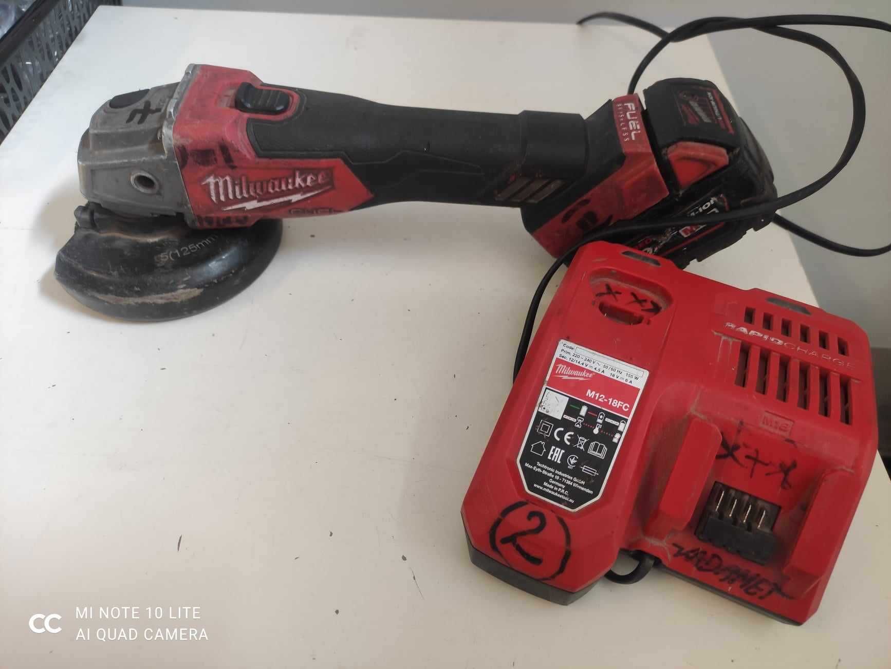 Szlifierka kątowa Milwaukee M18 FSAG 115X