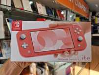 Портативна ігрова приставка Nintendo Switch Lite Coral