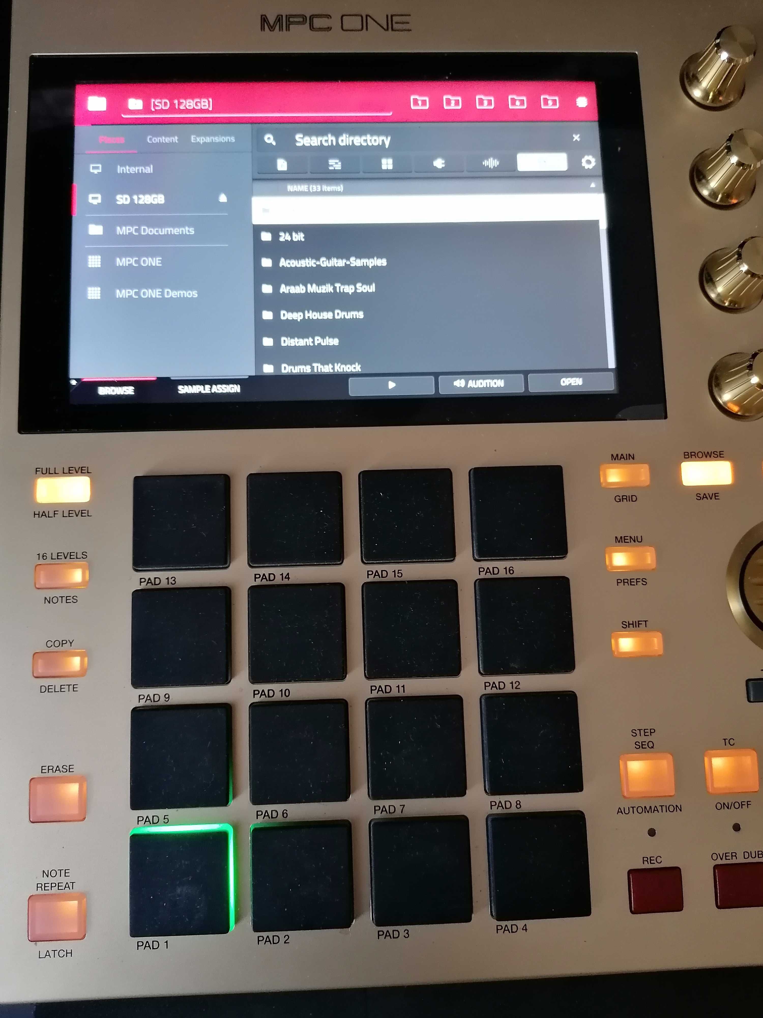 MPC ONE  GOLD + 128GB SD Expansions  AKAI Standalone Groovebox Sampler