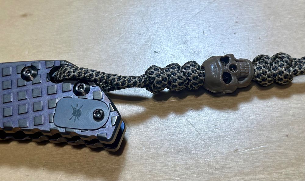 Nowy nóż składany firmy Jufule model Spartan Blade Monkey Tytan Brown