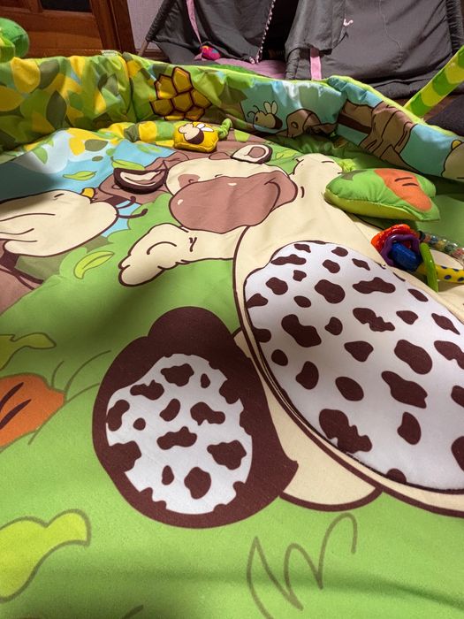 Розвиваючий дитячий килимок
