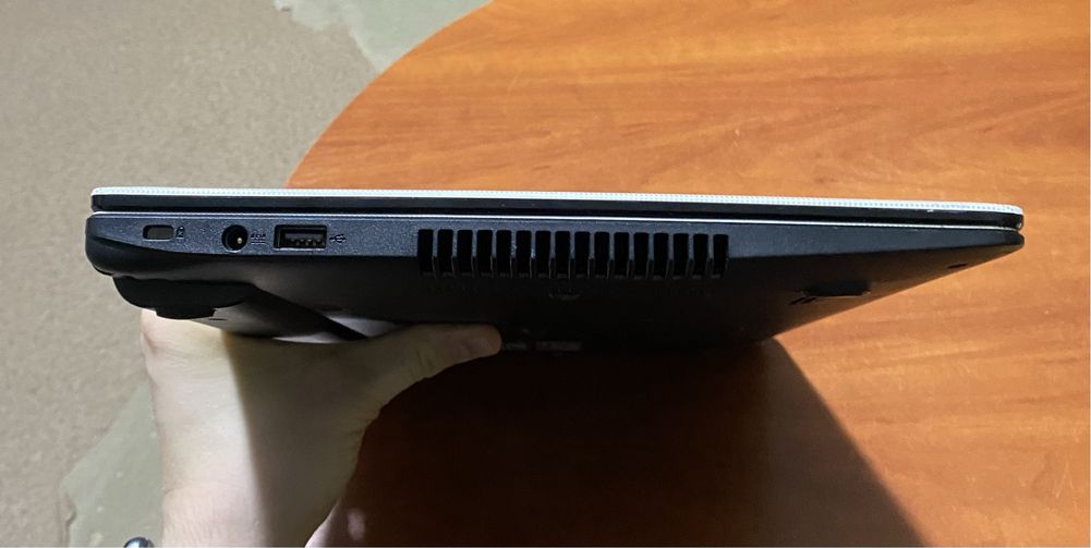 Ноутбук Asus F501A 15.6"/4GB RAM/720GB HDD! N2048