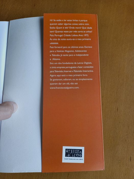 Livro " Homens há muitos" de Francisco Salgueiro