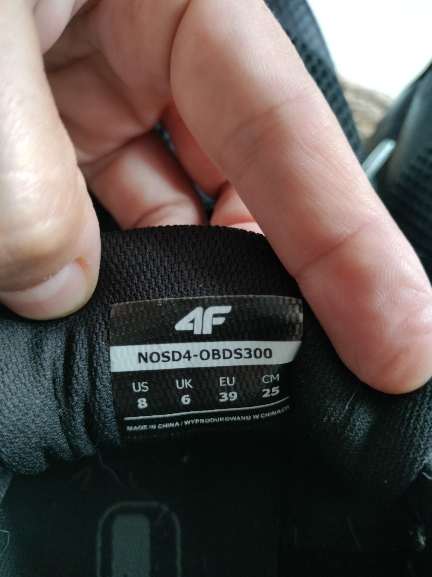 Buty sportowe damskie 4F