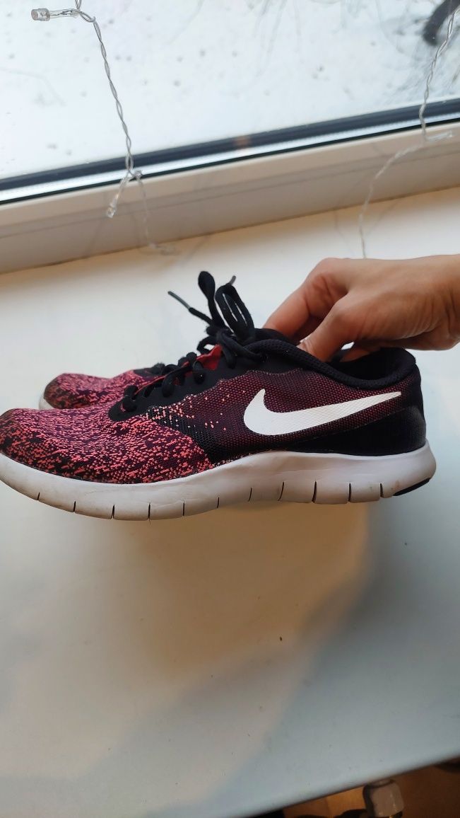 Кроссовки Nike 36.5