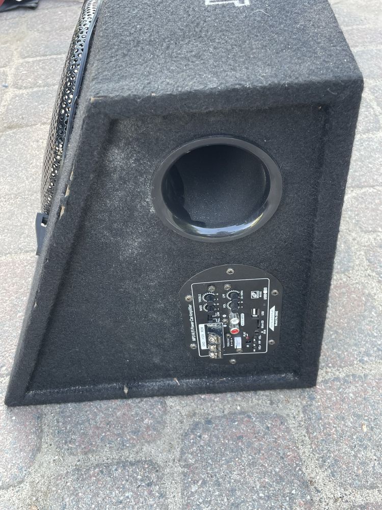 Tuba z wzacniaczem