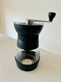 Moinho de café manual Hario Skerton Pro como novo