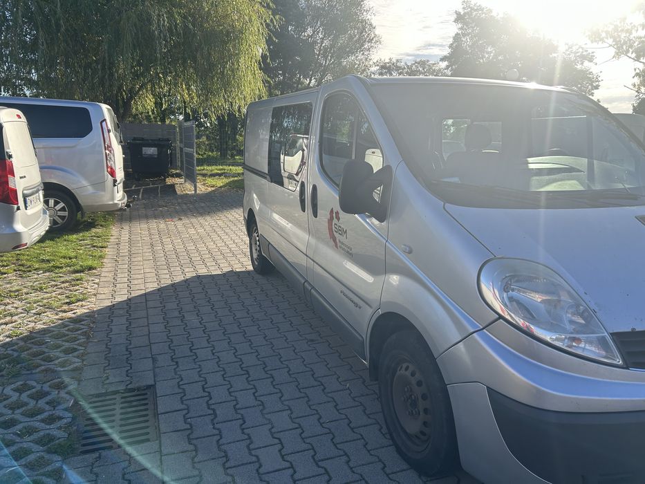 Renault Trafic 2.0 dci long