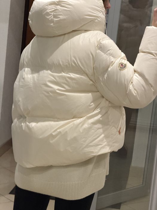 Куртка пуховик пуфер вкорочений Moncler