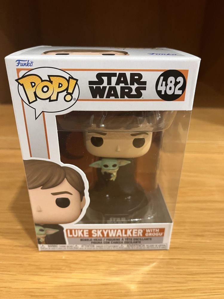 Funko POP!  -  Luke Skywalker with Grogu #482 (Star Wars)