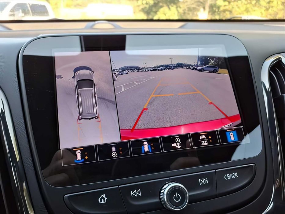 Chevrolet Equinox      2022