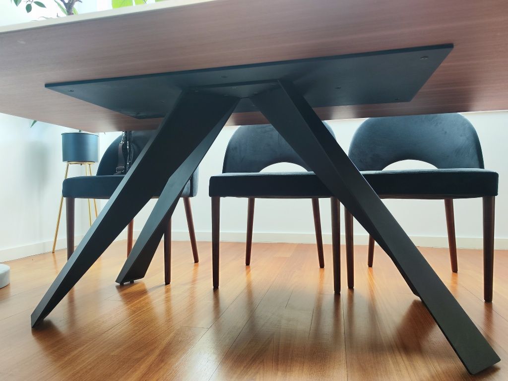 Mesa de Jantar com 6 Cadeiras – Design Moderno e Sofisticado