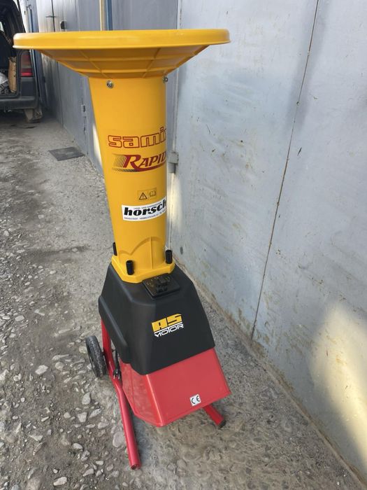 Електричний подрібнювач гілок