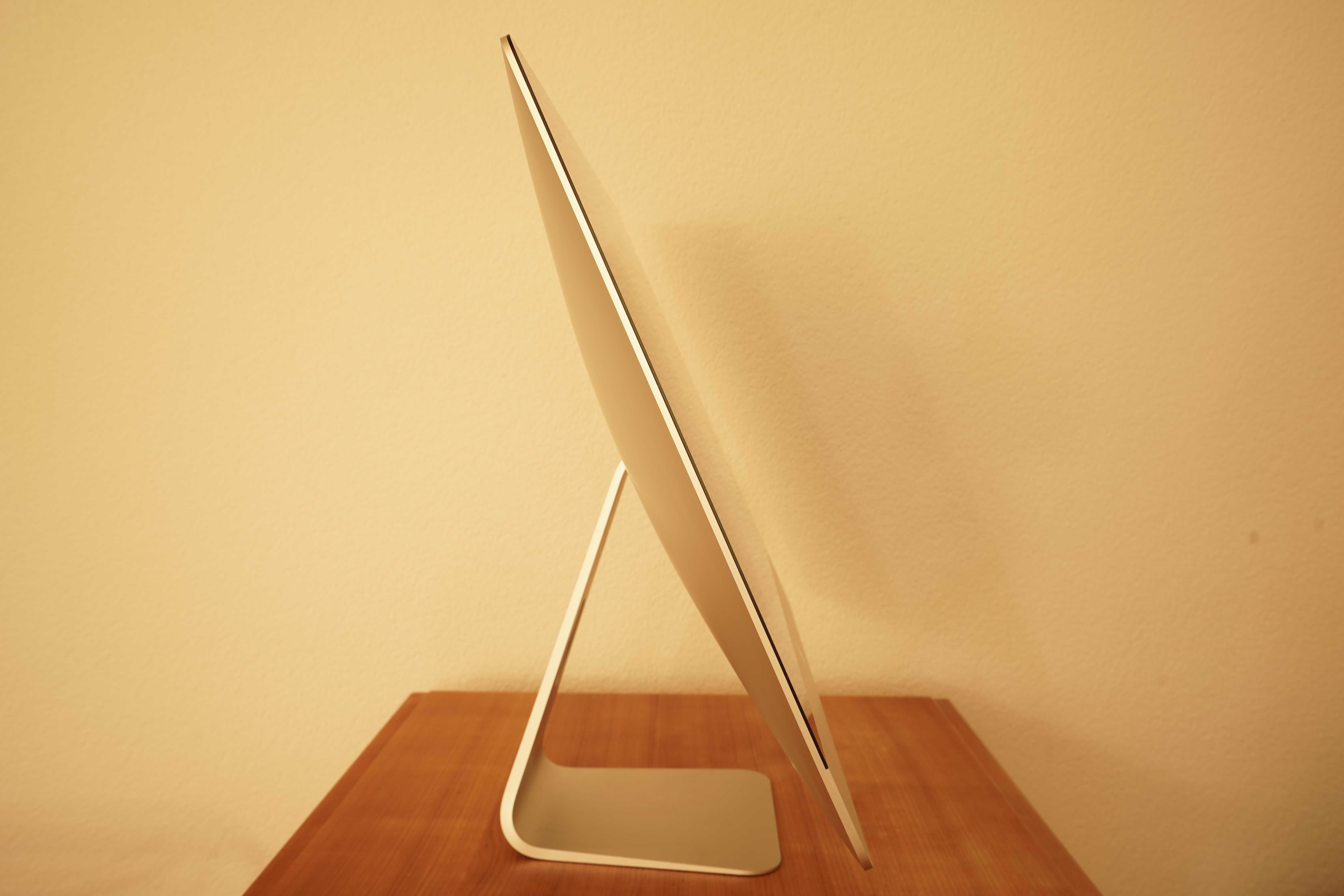 Apple iMac 27 5K 2019 i5 4GB Video 16/512 Маємо Асортимент!!!