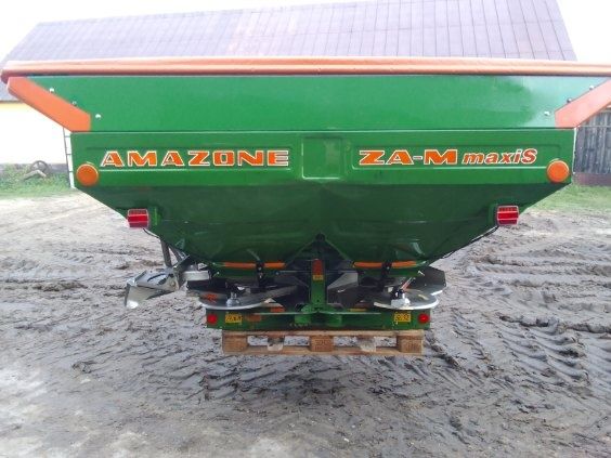 Rozsiewacz nawozów Amazone