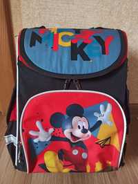 Новий Портфель/рюкзак для першокласника+ подарунок!