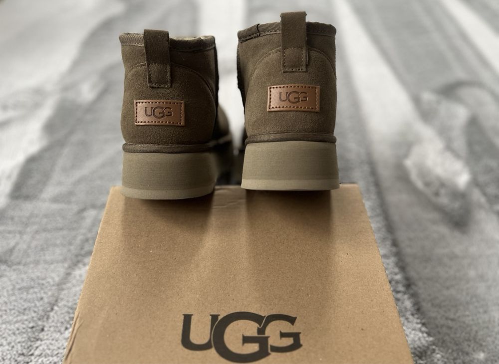 Buty UGG r 39 na platformie