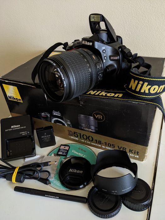 Nikon D5100  AF-S 18-105 G ED VR з картою пам'яті