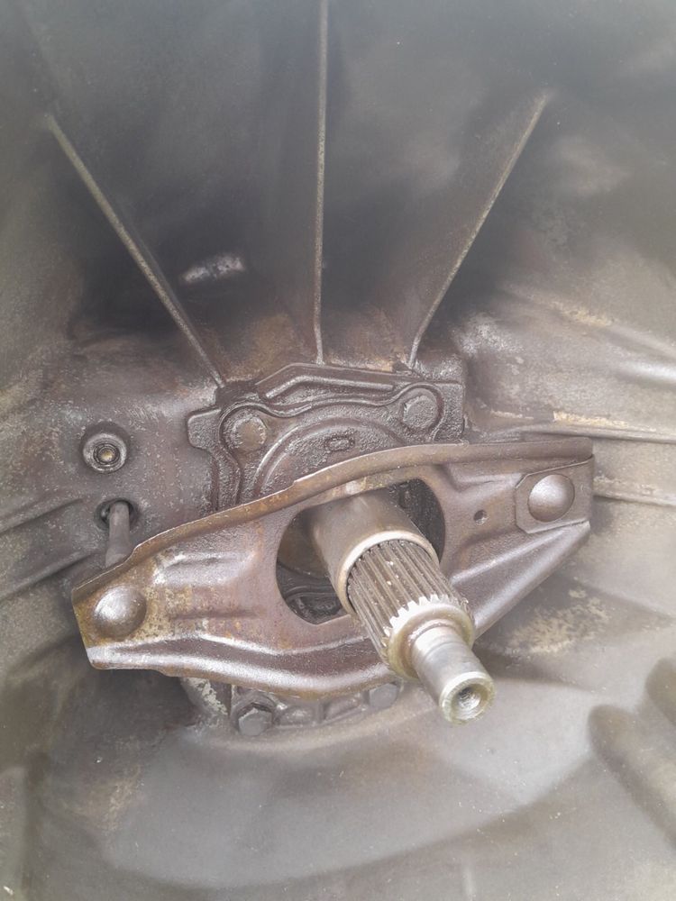 Коробка mersedes w 124