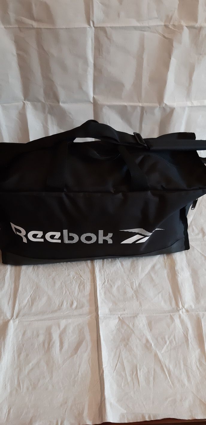 Сумка Reebok FL5136 TE M GRIP    оригинал