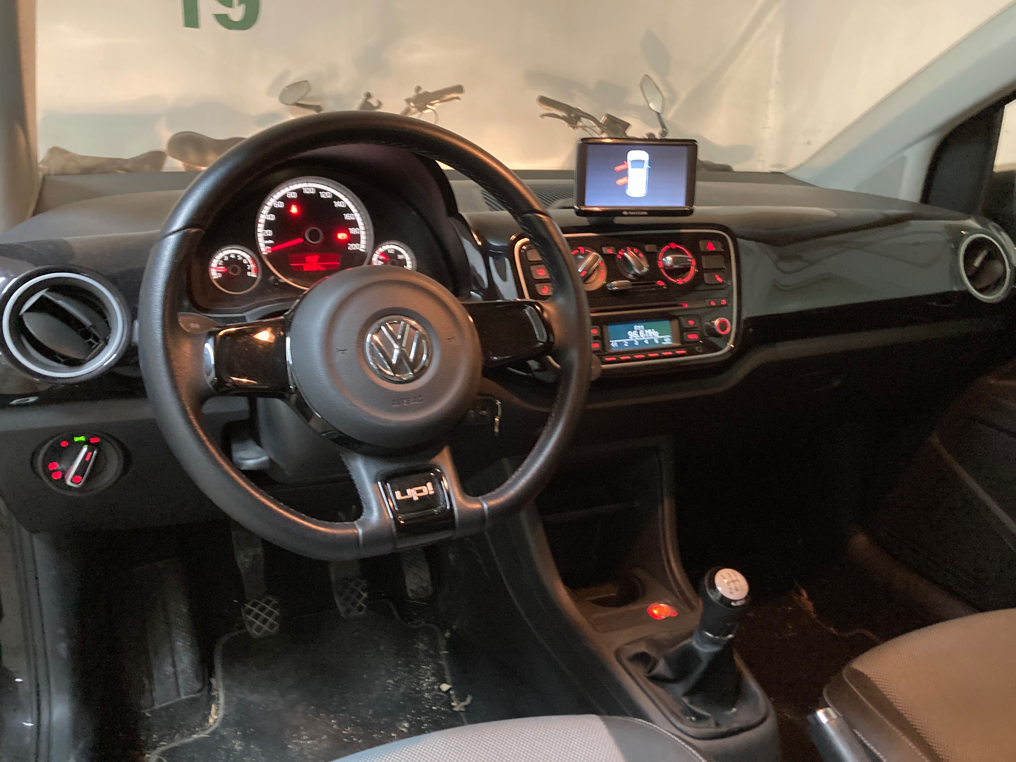 VW UP! Black Edition