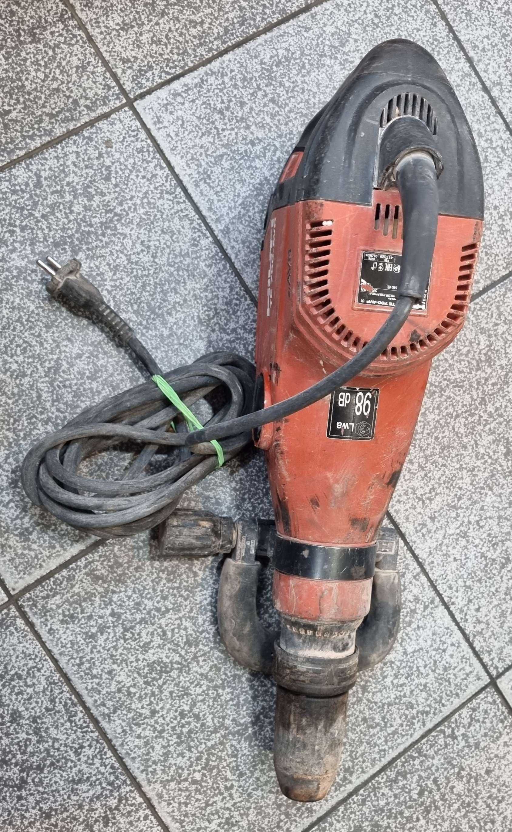 Młot wyburzeniowy HILTI TE 700-AVR SDS-MAX 2024R