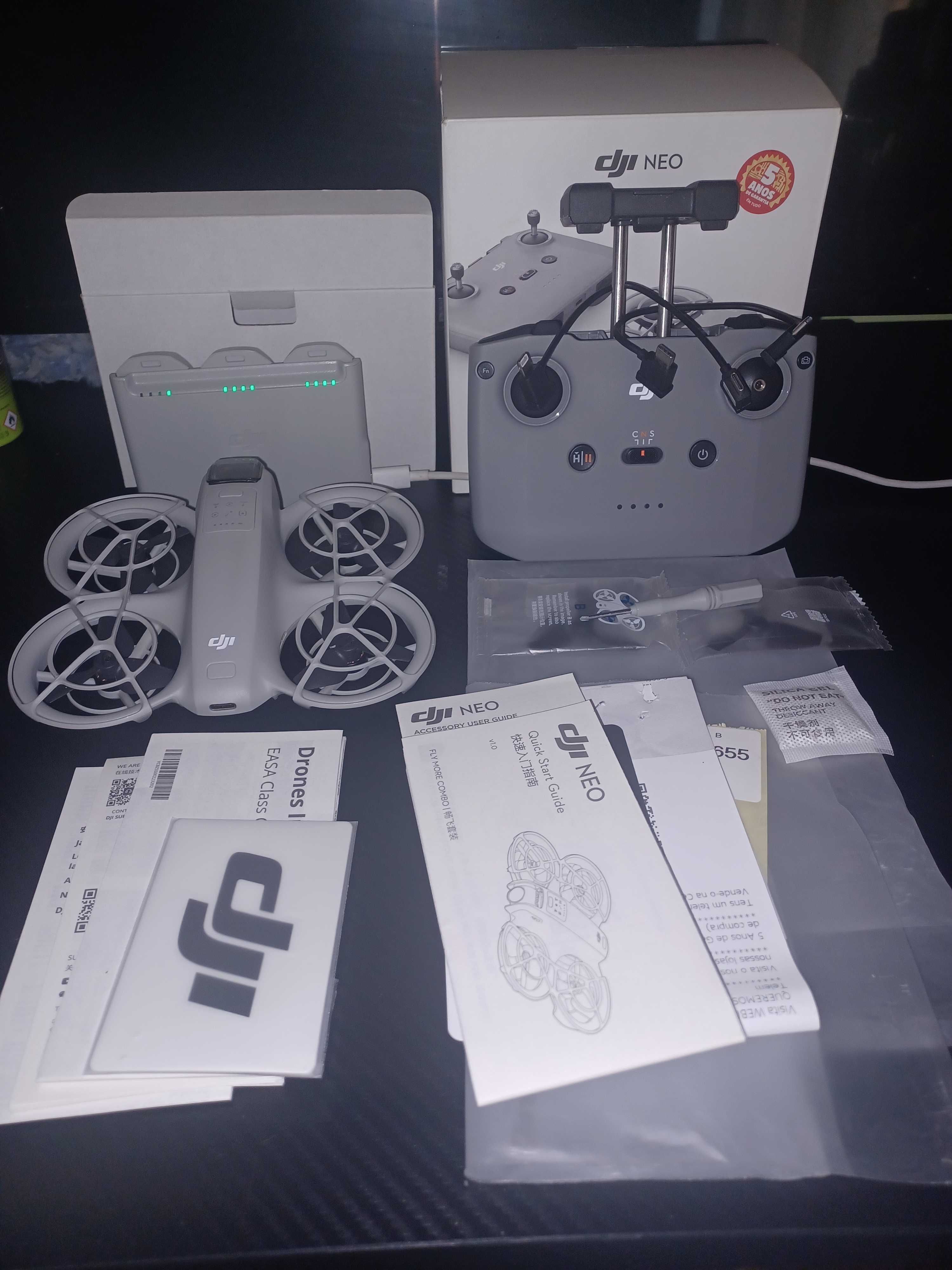Drone DJI Neo Fly More Combo – 3 baterias + comando + garantia 5 anos