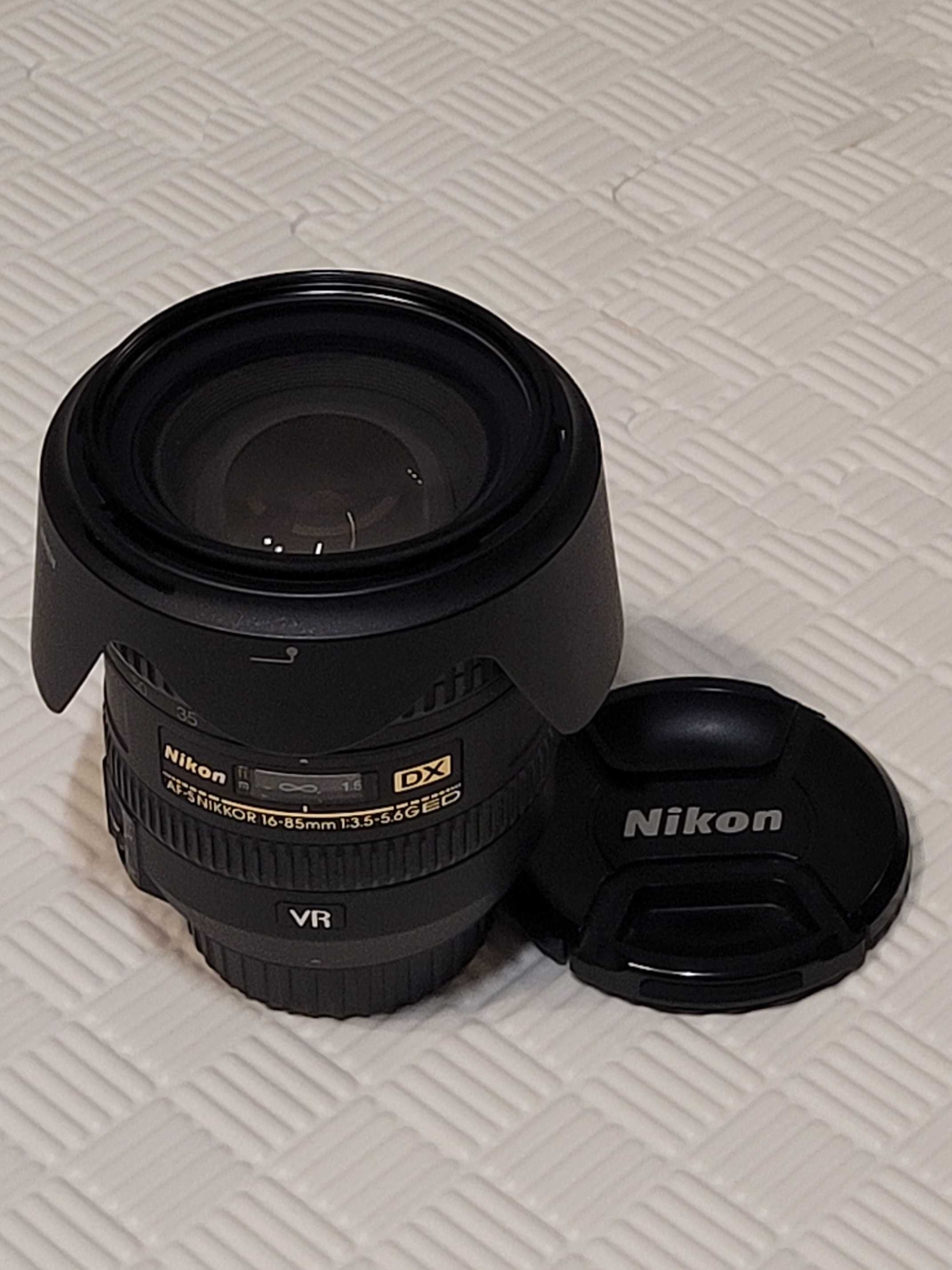 Продам Nikon DX AF-S 16-85mm 1:3,5-5,6 VR (+ hoya HMC 67mm)