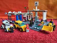 Kolekcja Lego City - Stacja Paliw Octan + Radiowóz + Koparka